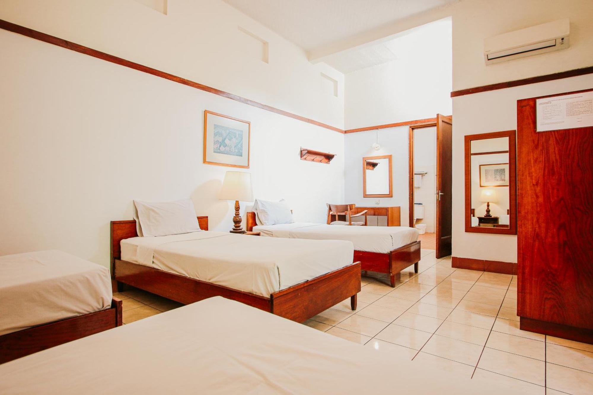 Hotel Bumi Asih Gedung Sate בנדונג מראה חיצוני תמונה