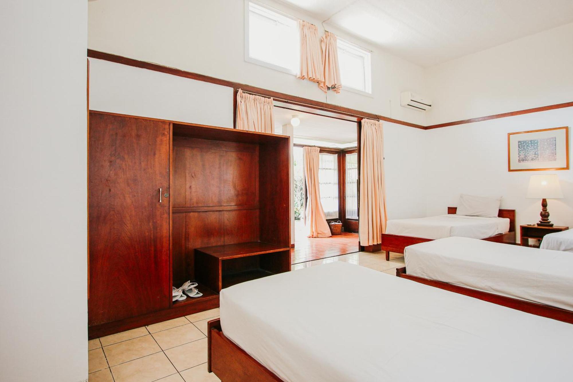 Hotel Bumi Asih Gedung Sate בנדונג מראה חיצוני תמונה