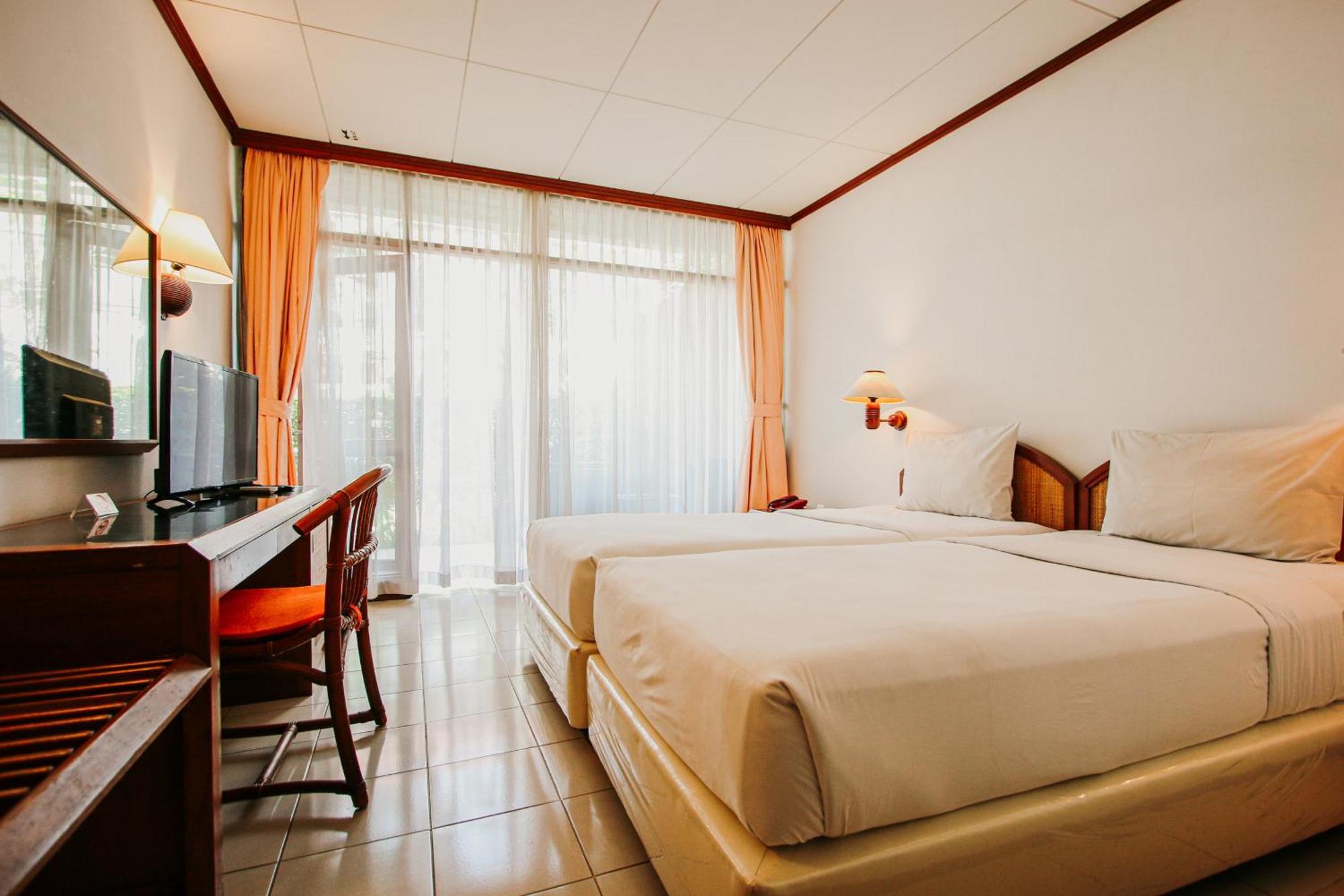 Hotel Bumi Asih Gedung Sate בנדונג מראה חיצוני תמונה