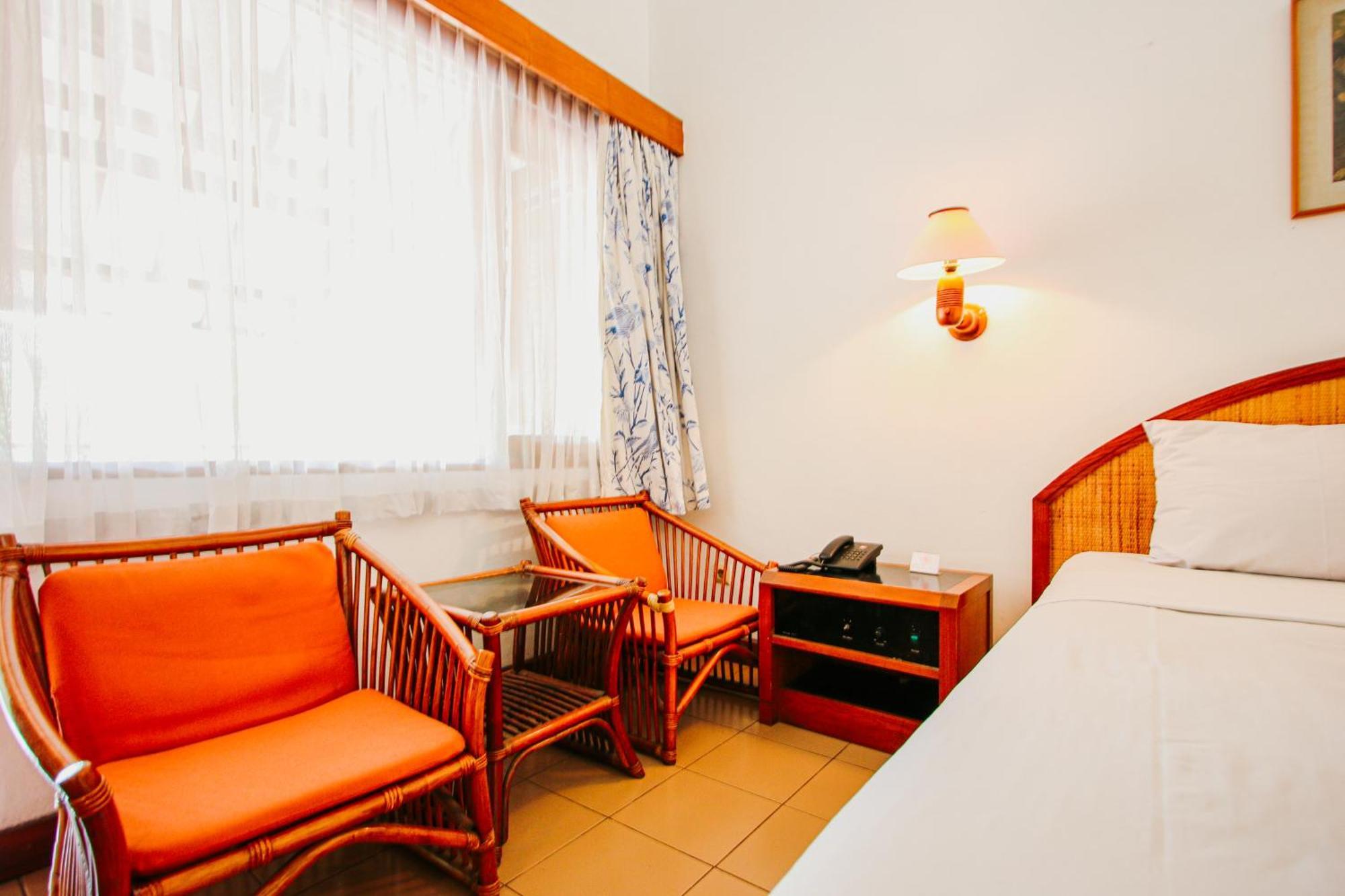 Hotel Bumi Asih Gedung Sate בנדונג מראה חיצוני תמונה