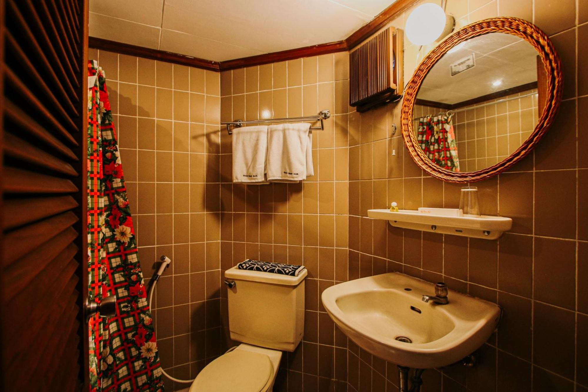 Hotel Bumi Asih Gedung Sate בנדונג מראה חיצוני תמונה